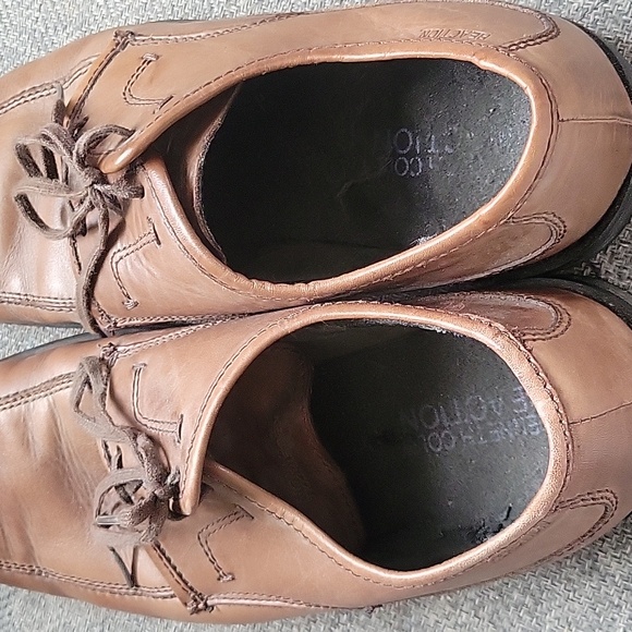 Kenneth Cole Square Toe Dress Shoe - Picture 7 of 8